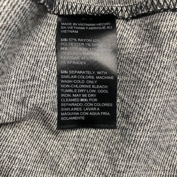 White House Black Market Printed Short Sleeve Blouse - Picture 5 of 5